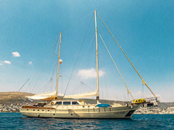 arktos yacht